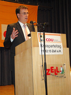 Kreisvorsitzender Volker Schebesta hält seinen Rechenschaftsbericht